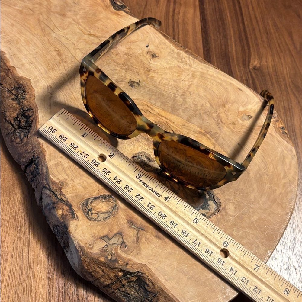 Prada Tortoise Shell Sunglasses - Picture 5 of 9